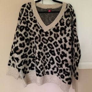 Oversized leopard sweater